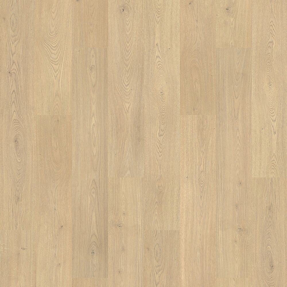 RevWood Plus | Hampton Villa