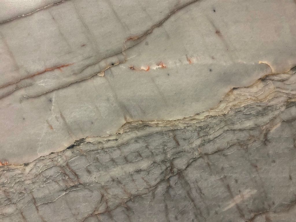 Platinum-Quartzite