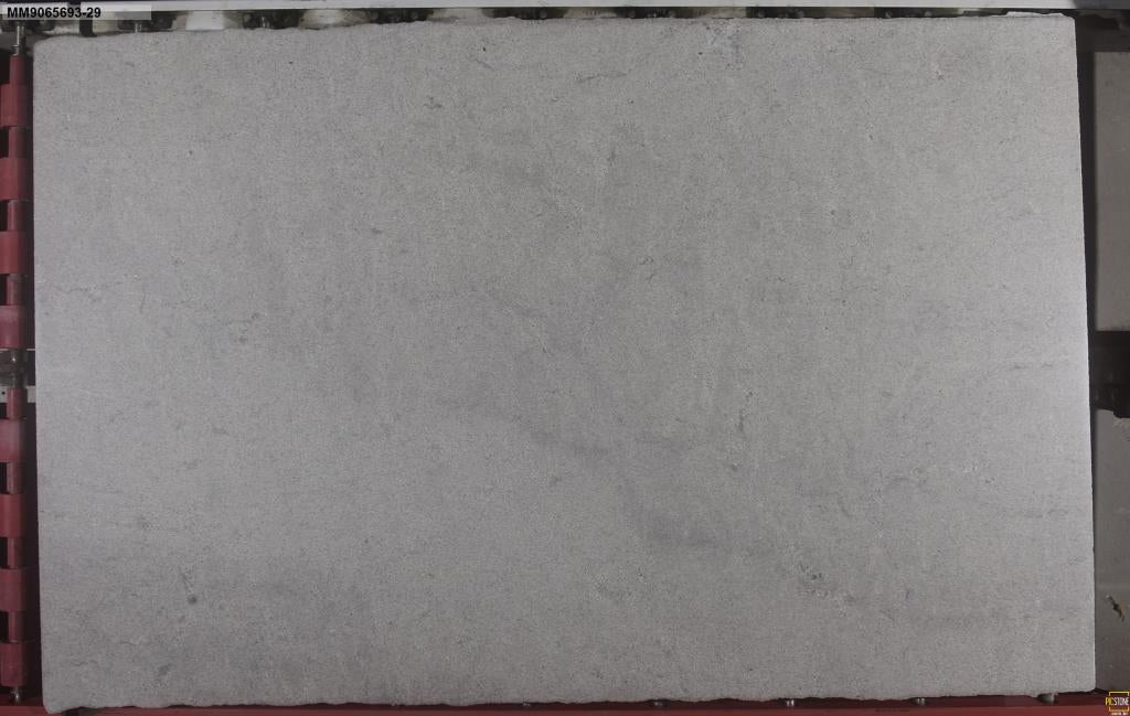 Brazilian Kasmeere White