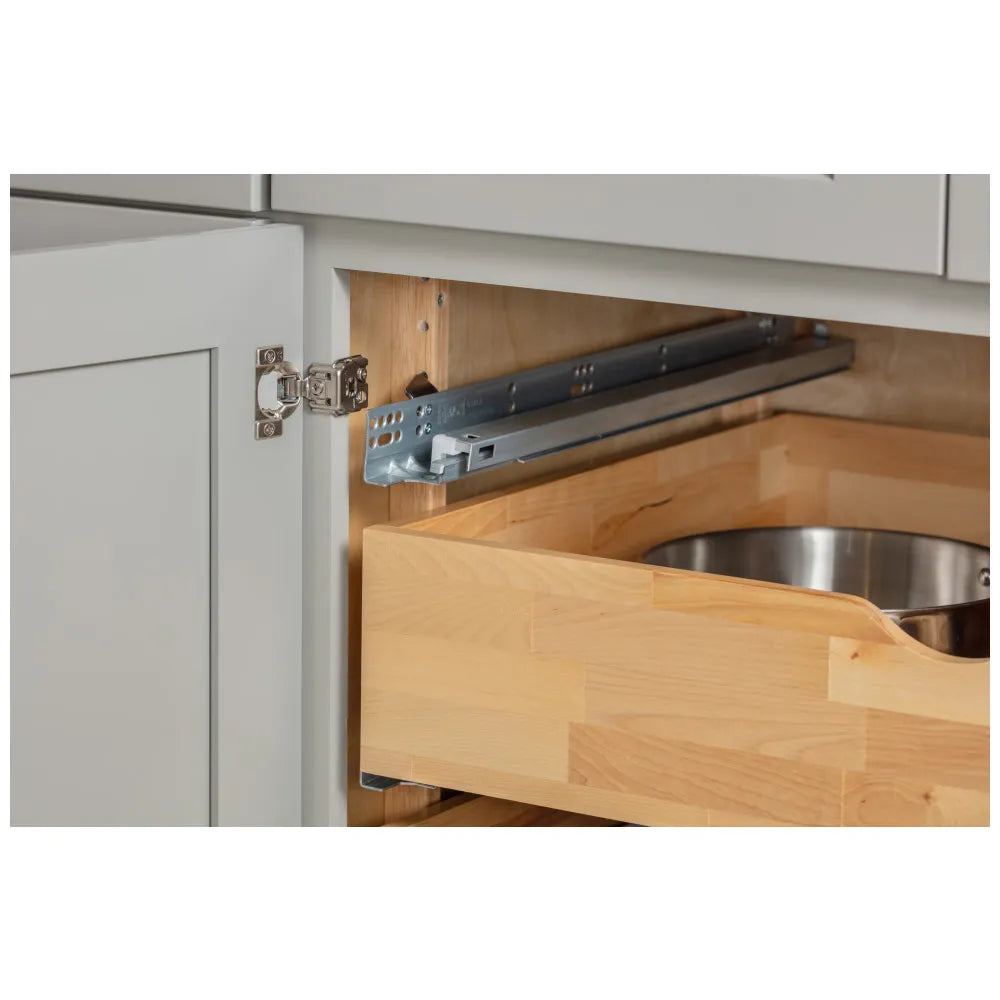 HR MAX™ Pilaster System for Double Door Euro Hinge Cabinet