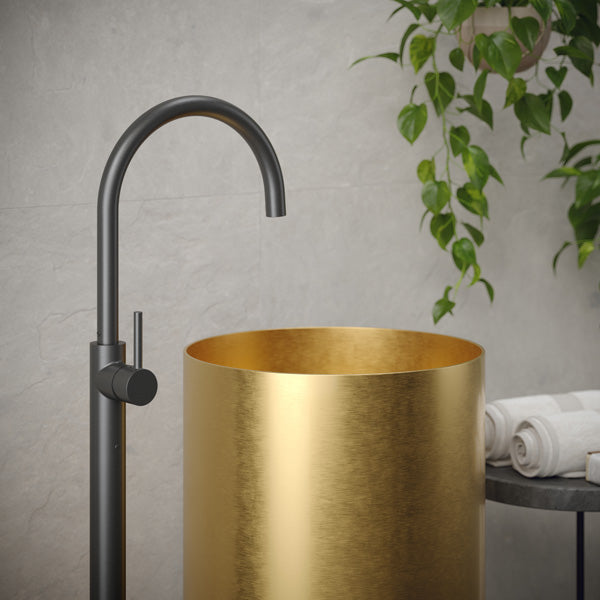 15" Pedestal Stainless Steel Bathroom Sink In Gold