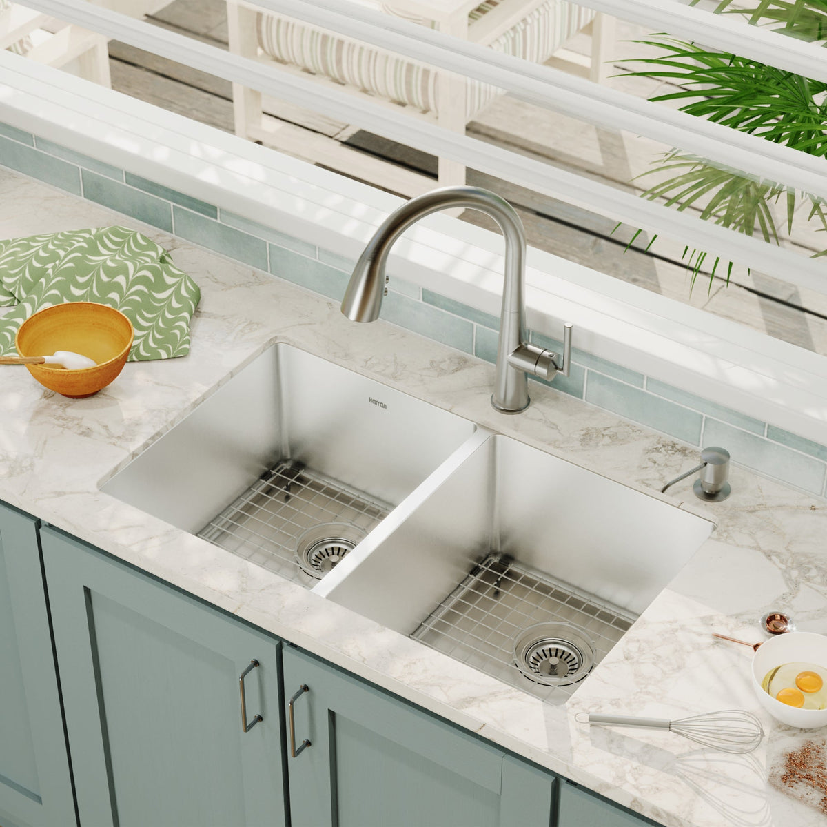 Elite 32" Undermount 16 Gauge Double Bowl Stainless Steel Kitchen Sink with Accessories