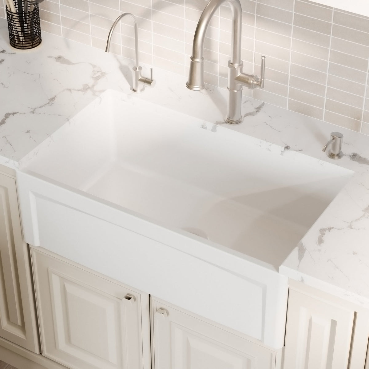 Fireclay 33" Reversible Apron Front Single Bowl Kitchen Sink In White