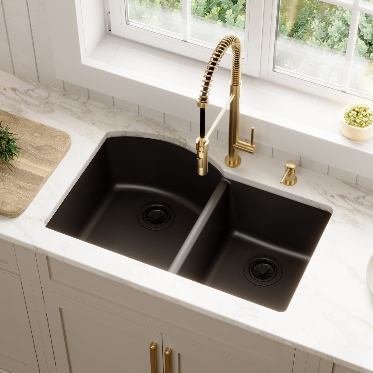 32-1/4" Undermount Double Offset Bowl Quartz Composite Kitchen Sink In Black