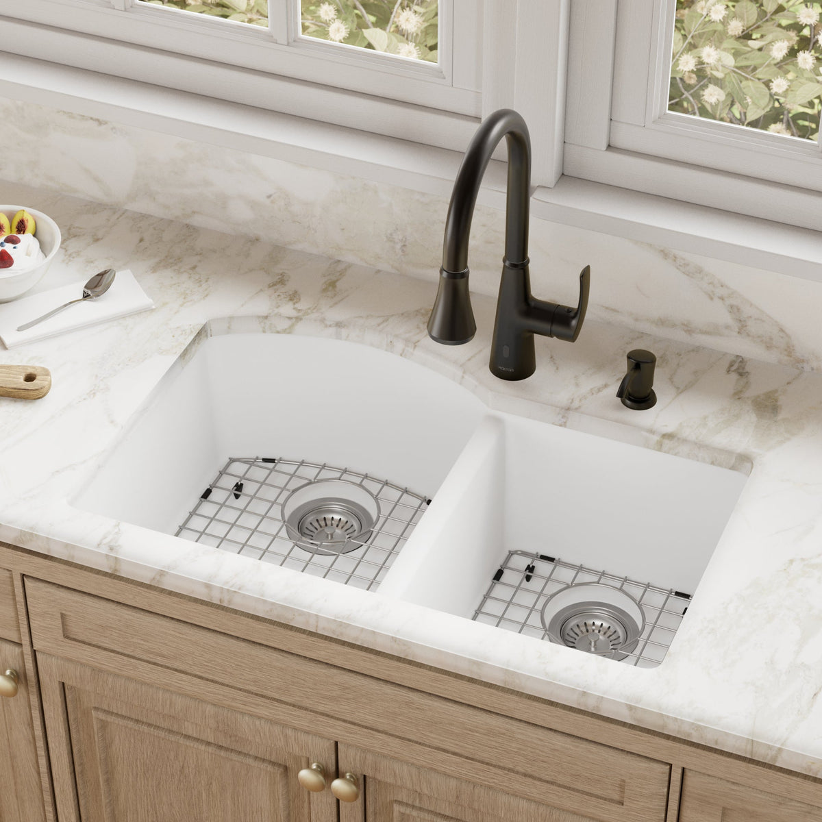 32-1/4" Undermount Double Offset Bowl Quartz Composite Kitchen Sink Kit In White