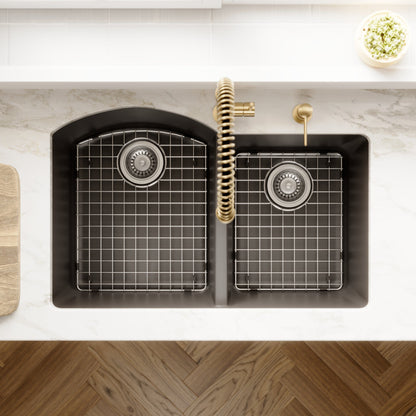 32-1/4" Undermount Double Offset Bowl Quartz Composite Kitchen Sink Kit In Black
