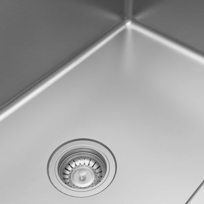 Lansen 32" Undermount 18 Gauge Single Bowl Stainless Steel Sink with Accessories