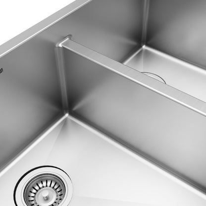 Elite 32" Undermount 16 Gauge Double Bowl Stainless Steel Kitchen Sink with Accessories