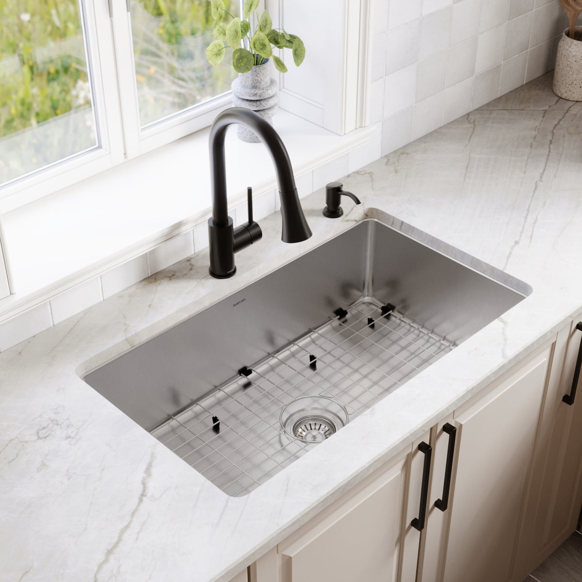 Lansen 32" Undermount 18 Gauge Single Bowl Stainless Steel Sink with Accessories