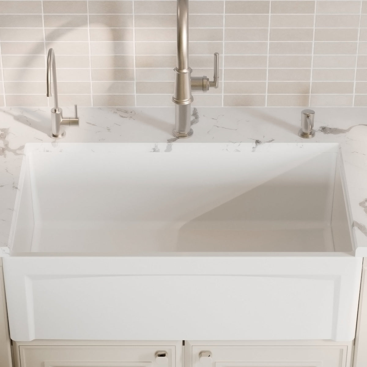 Fireclay 33" Reversible Apron Front Single Bowl Kitchen Sink In White